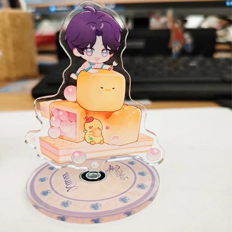 ソース工場でカスタマイズされたアクリル漫画アニメーション スタンド