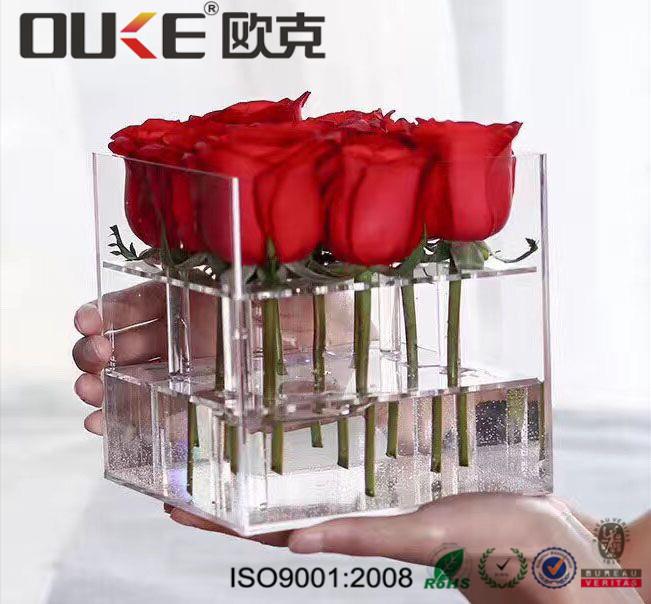 Chinese Supplier Factory Custom Clear Acrylic Display Box For Flowers